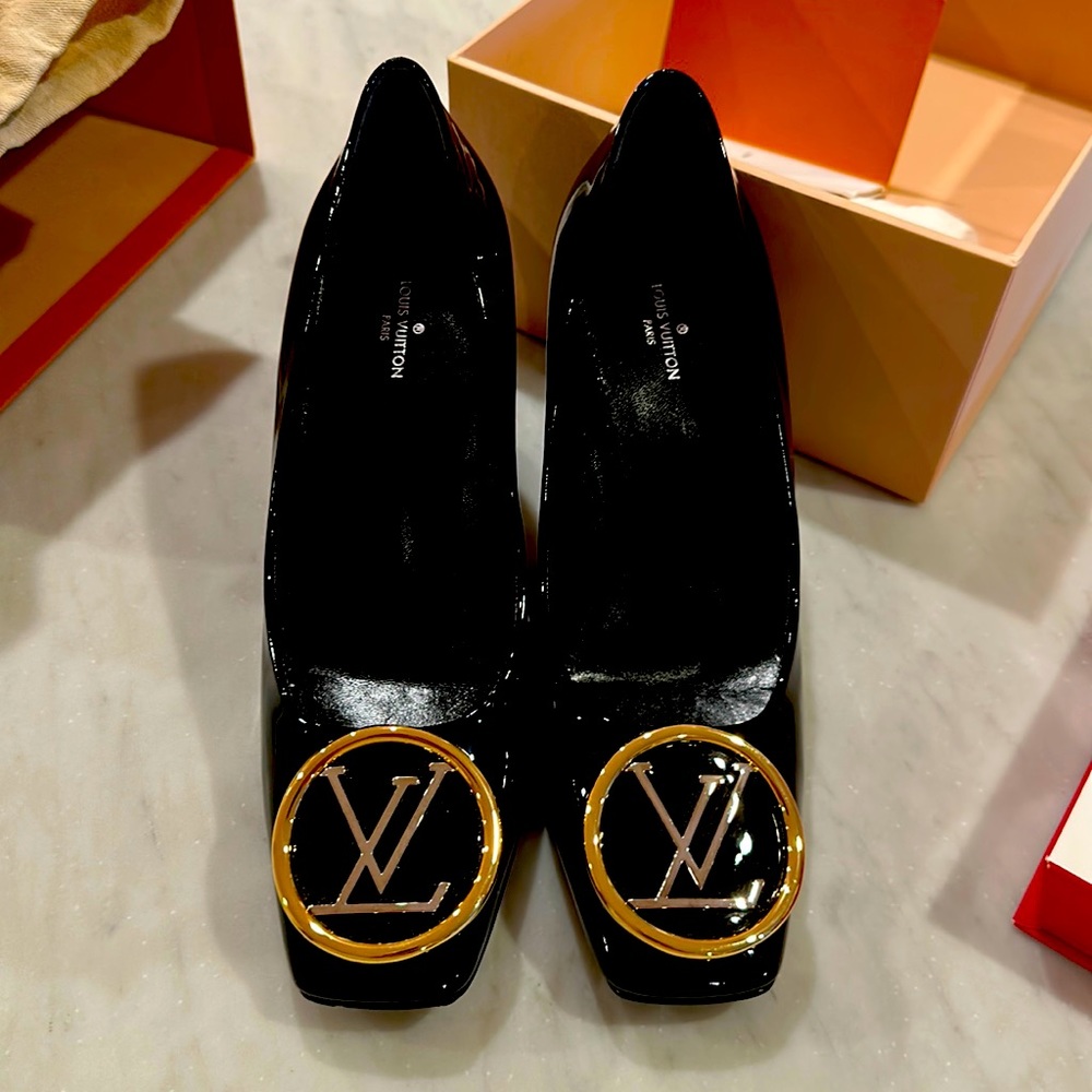 DESIGNER  LOUIS VUITTON